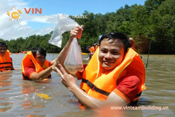 Team Building 2013 — Hình 18