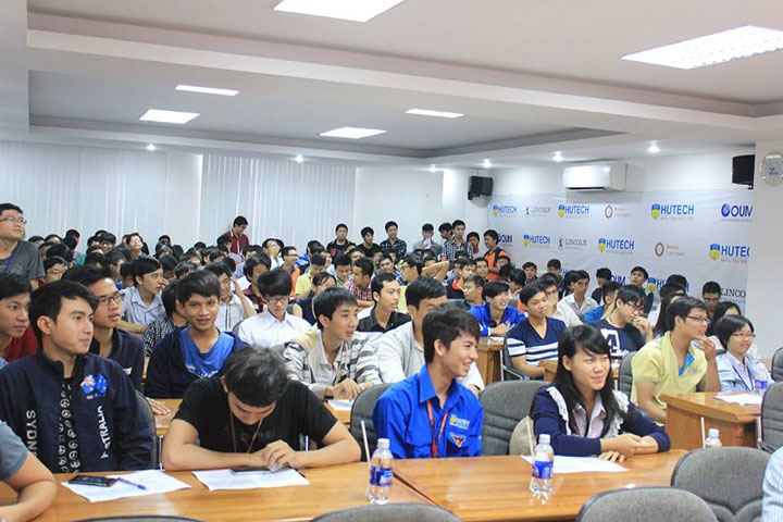 UniTour Đại học HUTECH — Hình 7