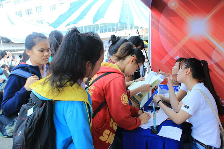 UniTour ĐH Kinh tế Luật — Hình 3
