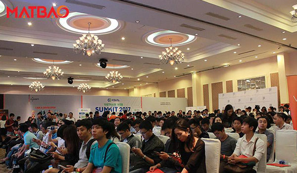 mat-bao-tai-vietnam-web-summit-2017_0005_24174207_1727784827253978_8495146118943383936_n.jpg mat-bao-tai-vietnam-web-summit-2017_0005_24174207_1727784827253978_8495146118943383936_n.jpg