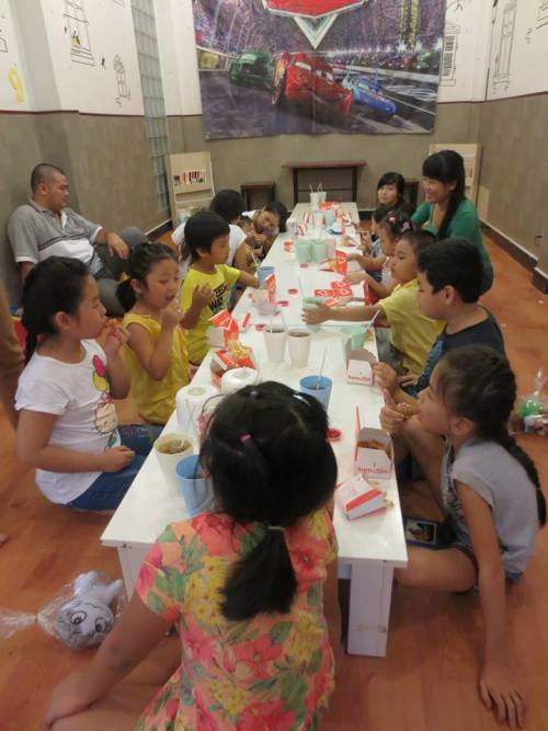 Ngay-hoi-Xi-Trum-Mat-Bao-2.jpg Ngay-hoi-Xi-Trum-Mat-Bao-2.jpg