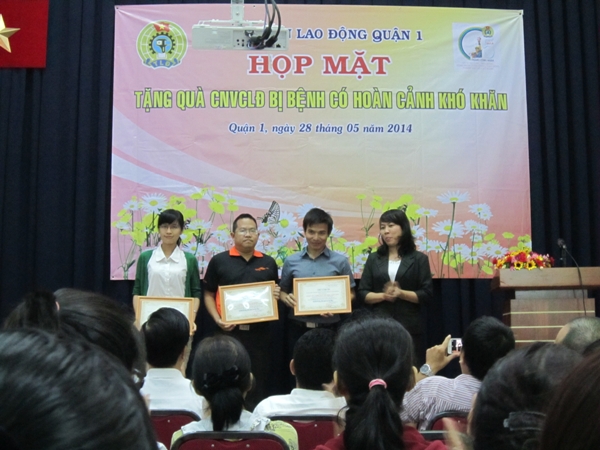 tang-qua-CNVC-(4).JPG tang-qua-CNVC-(4).JPG